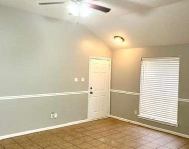 17013 Carbridge Drive - Photo Thumbnail 8