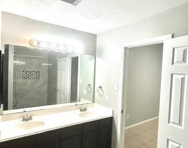 17013 Carbridge Drive - Photo Thumbnail 15