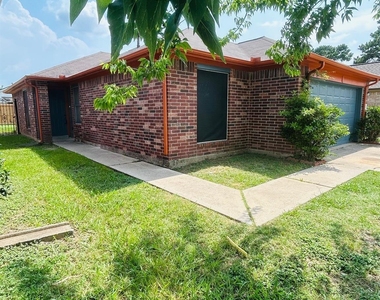 17013 Carbridge Drive - Photo Thumbnail 3