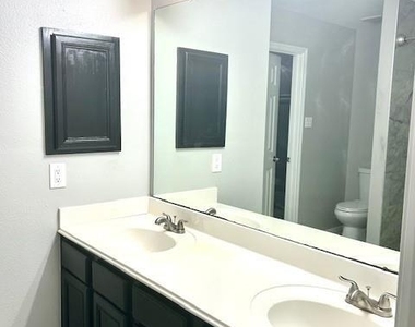 17013 Carbridge Drive - Photo Thumbnail 16