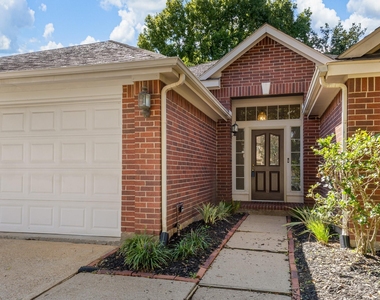 1106 Kerri Ct Court - Photo Thumbnail 3