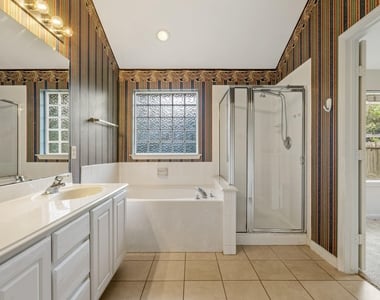 1106 Kerri Ct Court - Photo Thumbnail 21