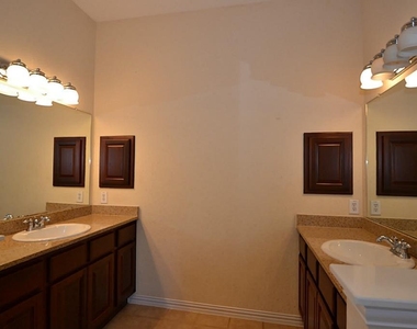6606 Cadogan Court - Photo Thumbnail 18