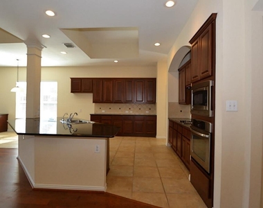 6606 Cadogan Court - Photo Thumbnail 9