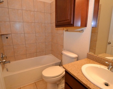 6606 Cadogan Court - Photo Thumbnail 28