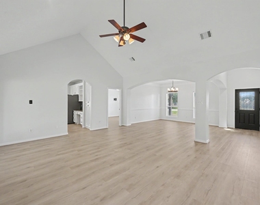 12961 Pelican Boulevard - Photo Thumbnail 7