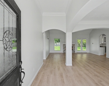 12961 Pelican Boulevard - Photo Thumbnail 4