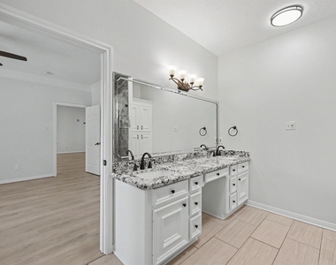 12961 Pelican Boulevard - Photo Thumbnail 12