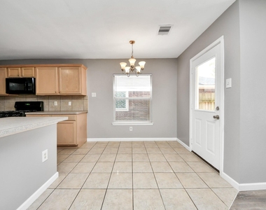 14707 Country Rose Lane - Photo Thumbnail 8