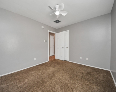 14707 Country Rose Lane - Photo Thumbnail 18