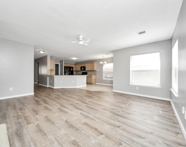 14707 Country Rose Lane - Photo Thumbnail 10