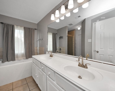 14707 Country Rose Lane - Photo Thumbnail 14