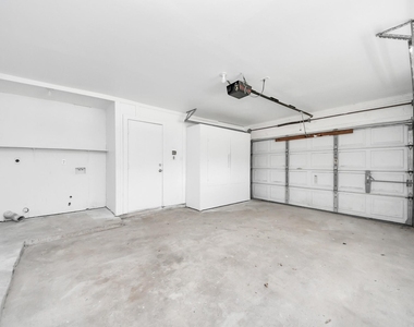8510 Pine Falls Drive - Photo Thumbnail 28