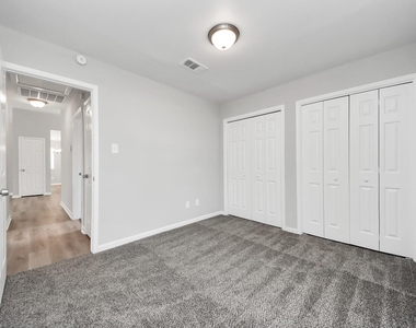 8510 Pine Falls Drive - Photo Thumbnail 22