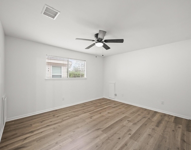 20631 Cranfield Drive - Photo Thumbnail 20