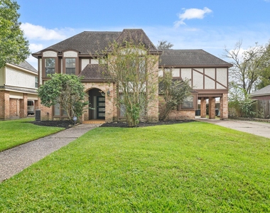 20631 Cranfield Drive - Photo Thumbnail 1