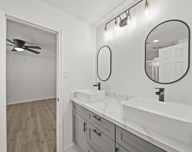 20631 Cranfield Drive - Photo Thumbnail 19