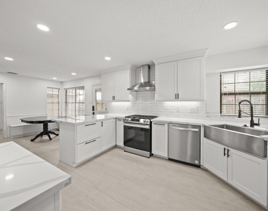 20631 Cranfield Drive - Photo Thumbnail 7