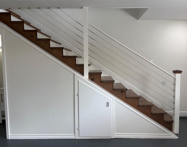 5325 Avenue R 1/2 - Photo Thumbnail 4