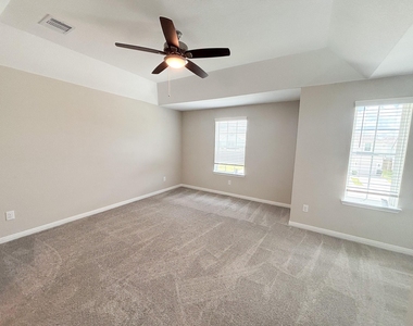 19310 Chickory Valley Drive - Photo Thumbnail 28