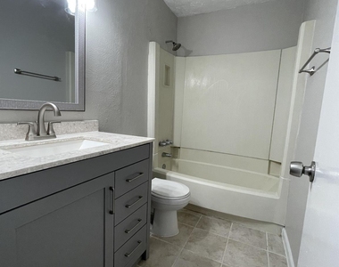 930 Grand Junction Drive - Photo Thumbnail 14