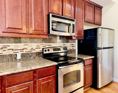 314 W Bell Street - Photo Thumbnail 6