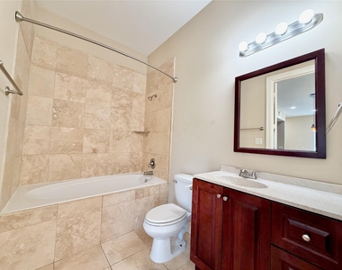 314 W Bell Street - Photo Thumbnail 13