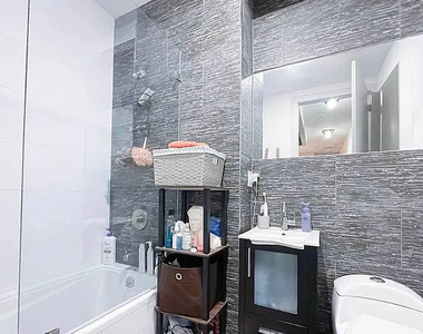 376 Graham Avenue - Photo Thumbnail 2