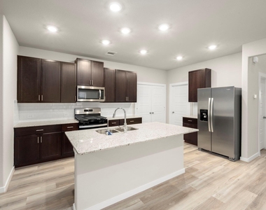 18733 Timber Glen Drive - Photo Thumbnail 3