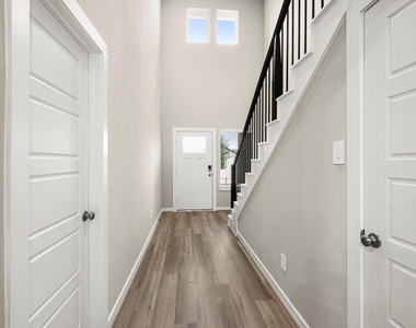 18733 Timber Glen Drive - Photo Thumbnail 8