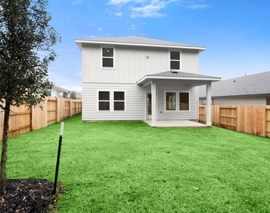 18733 Timber Glen Drive - Photo Thumbnail 2