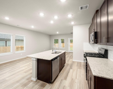 18733 Timber Glen Drive - Photo Thumbnail 12
