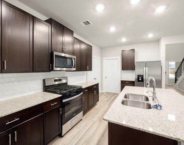 18733 Timber Glen Drive - Photo Thumbnail 11