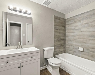 23927 Tayloe House Lane - Photo Thumbnail 15