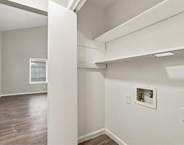 23927 Tayloe House Lane - Photo Thumbnail 20