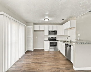 23927 Tayloe House Lane - Photo Thumbnail 8