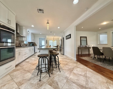 5454 Imogene Street - Photo Thumbnail 2
