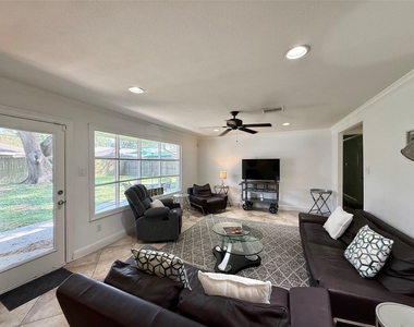 5454 Imogene Street - Photo Thumbnail 6