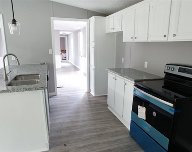 16428 Jireh Road - Photo Thumbnail 2