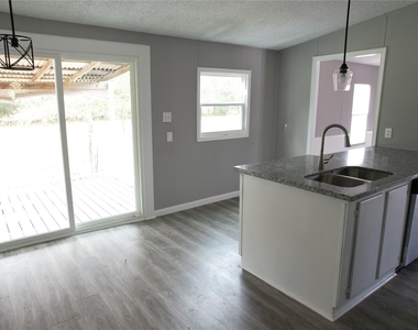 16428 Jireh Road - Photo Thumbnail 3