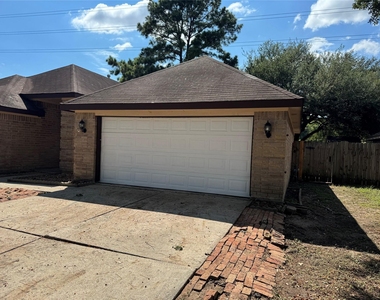 9911 Orangevale Drive - Photo Thumbnail 32