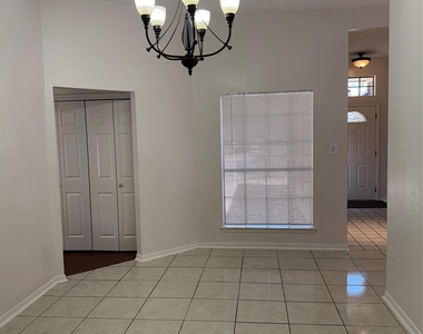 9911 Orangevale Drive - Photo Thumbnail 39