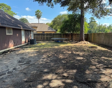 9911 Orangevale Drive - Photo Thumbnail 5