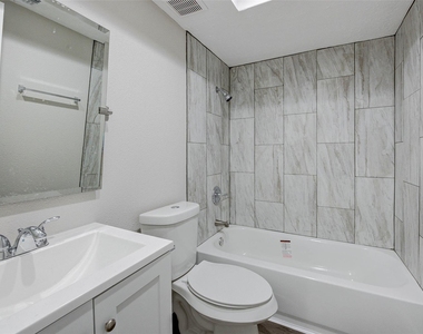 2315 Green Knoll Drive - Photo Thumbnail 23