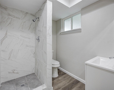 2315 Green Knoll Drive - Photo Thumbnail 34