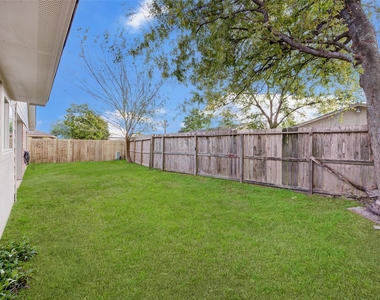 2315 Green Knoll Drive - Photo Thumbnail 39