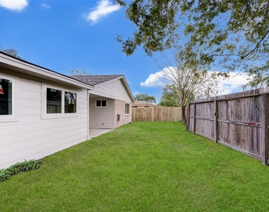 2315 Green Knoll Drive - Photo Thumbnail 41