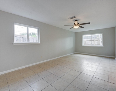 2315 Green Knoll Drive - Photo Thumbnail 28