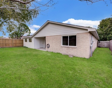 2315 Green Knoll Drive - Photo Thumbnail 42