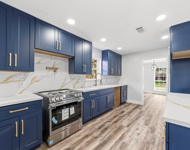 5411 Ariel Street - Photo Thumbnail 9